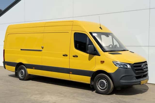 Mercedes-Benz Sprinter (2022) thumbnail 4