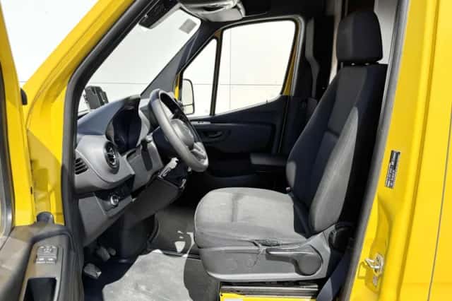 Mercedes-Benz Sprinter (2022) thumbnail 6