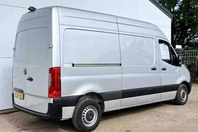 Mercedes-Benz Sprinter (2022) thumbnail 3