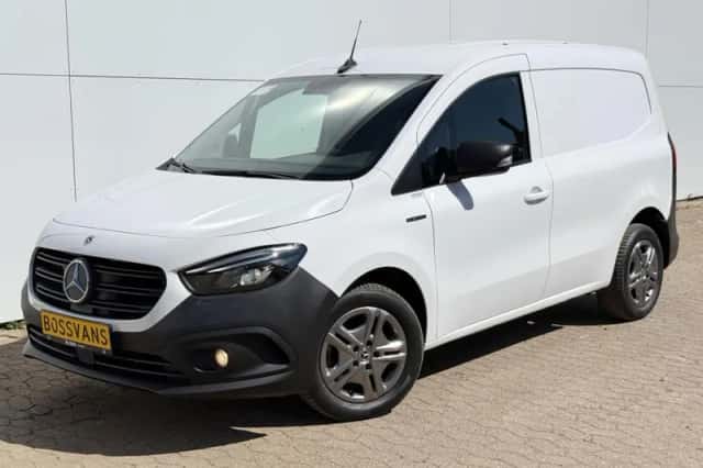 Mercedes-Benz eCitan (2024) thumbnail 1
