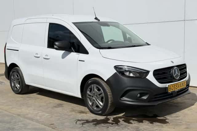 Mercedes-Benz eCitan (2024) thumbnail 5