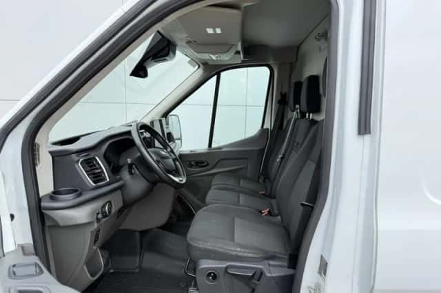 Ford E transit (2023) thumbnail 6