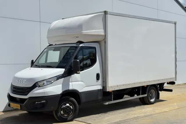 Iveco Daily (2022) thumbnail 1