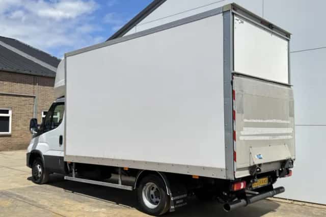 Iveco Daily (2022) thumbnail 2