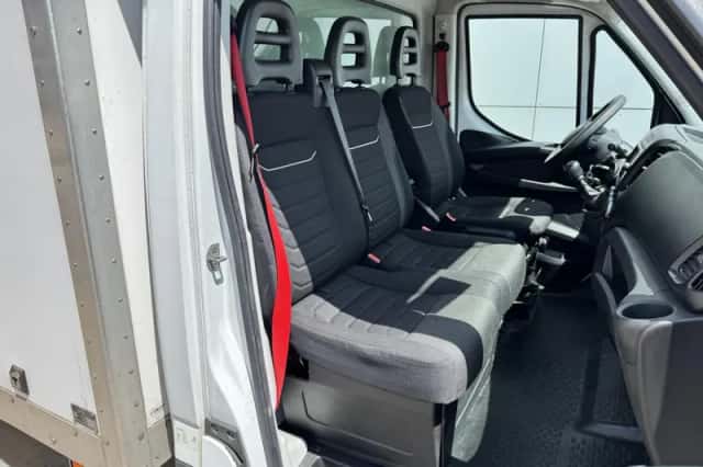 Iveco Daily (2022) thumbnail 6