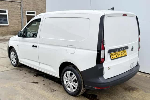Volkswagen Caddy (2022) thumbnail 2