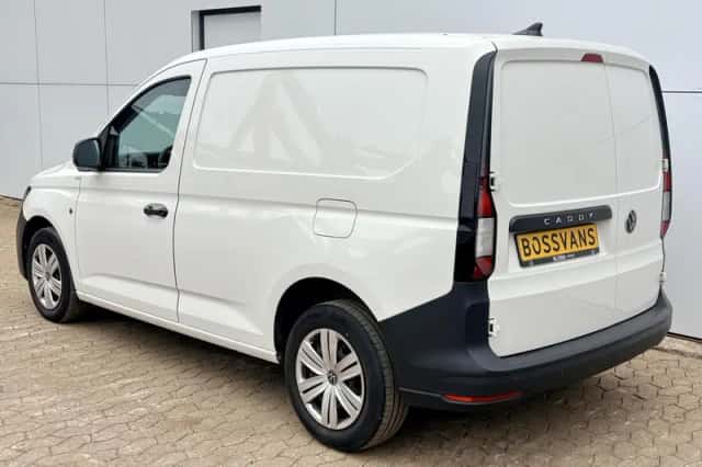 Volkswagen Caddy (2023) thumbnail 2