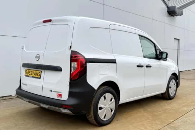 Nissan Townstar (2023) thumbnail 3