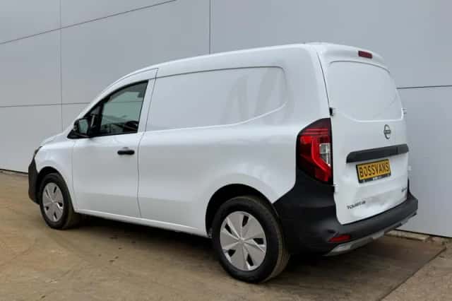 Nissan Townstar (2023) thumbnail 2