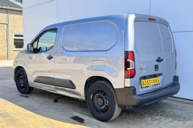 Toyota Proace (2023) thumbnail 2