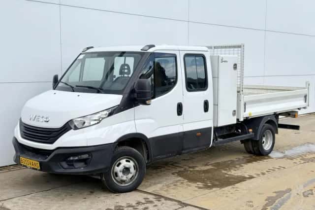 Iveco Daily (2022) thumbnail 2