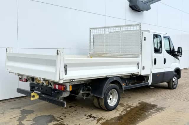 Iveco Daily (2022) thumbnail 4
