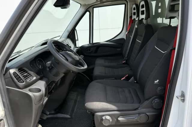 Iveco Daily (2022) thumbnail 6