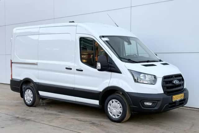 Ford Transit (2024) thumbnail 4