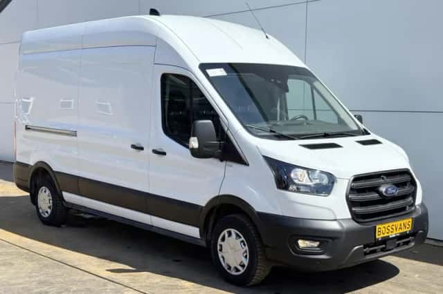 Ford Transit (2024) thumbnail 4
