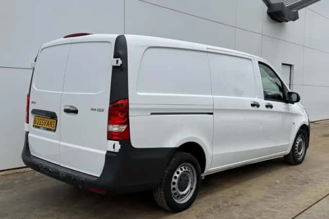Mercedes-Benz Vito (2020) thumbnail 3