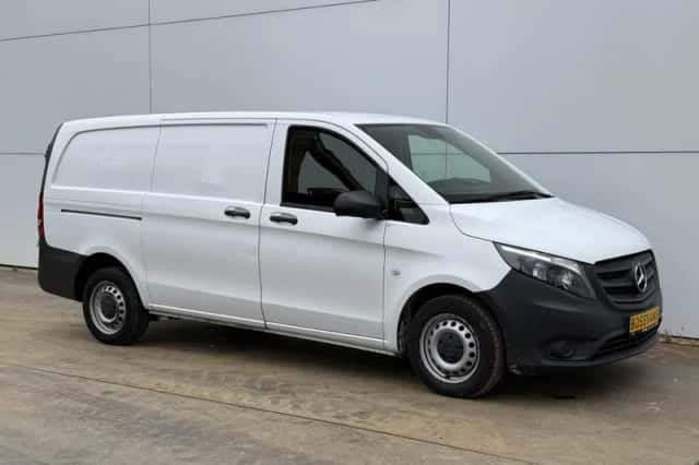 Mercedes-Benz Vito (2020) thumbnail 4
