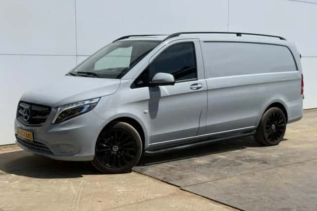 Mercedes-Benz Vito (2022) thumbnail 1