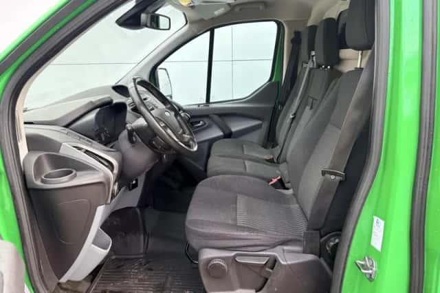 Ford Transit Custom (2016) thumbnail 6
