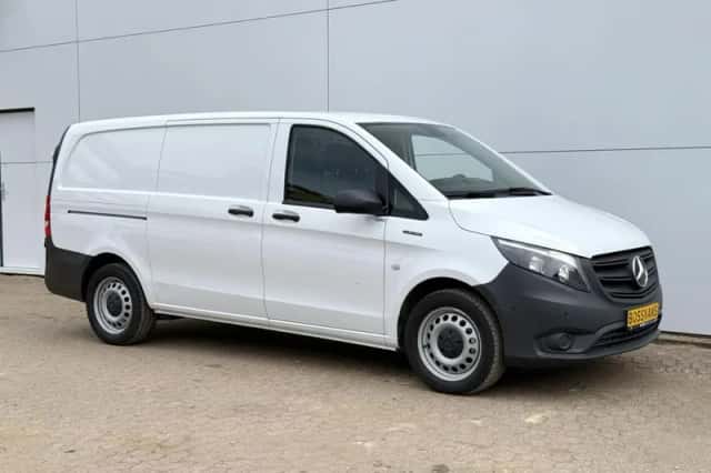 Mercedes-Benz eVito (2024) thumbnail 4