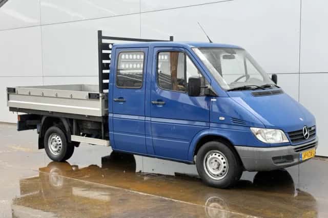 Mercedes-Benz Sprinter (2005) thumbnail 4