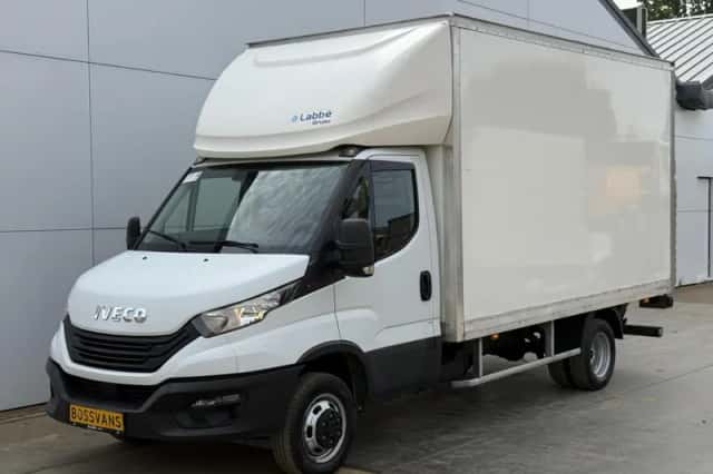 Iveco Daily (2022) thumbnail 1