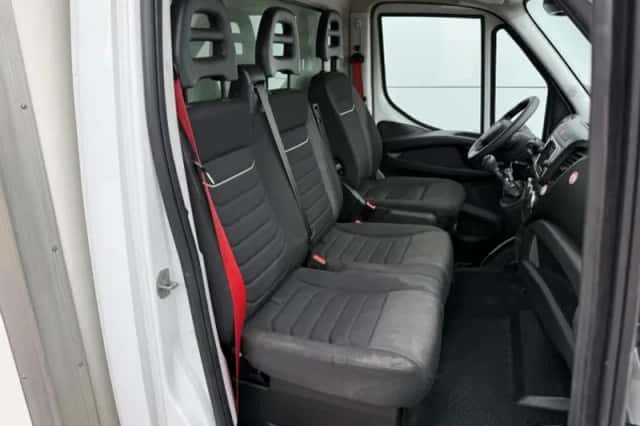 Iveco Daily (2022) thumbnail 6