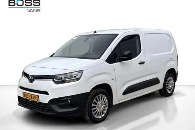 Toyota Proace (2022) thumbnail 1