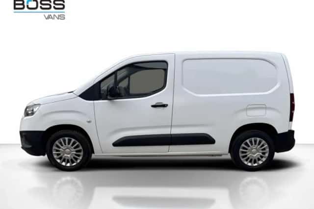 Toyota Proace (2022) thumbnail 2