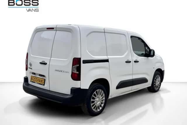 Toyota Proace (2022) thumbnail 5