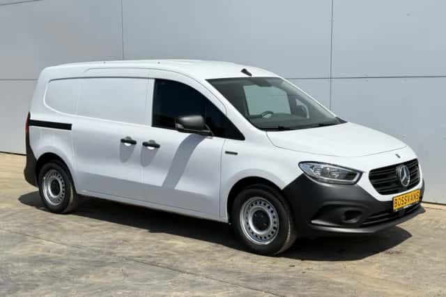 Mercedes-Benz eCitan (2024) thumbnail 5