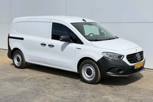Mercedes-Benz eCitan (2023) thumbnail 5