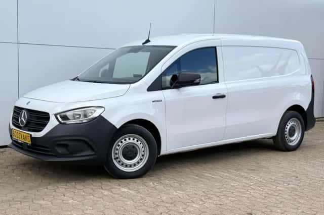 Mercedes-Benz eCitan (2024) thumbnail 1