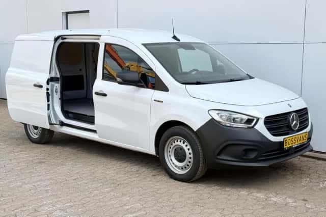 Mercedes-Benz eCitan (2024) thumbnail 5