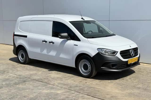 Mercedes-Benz eCitan (2024) thumbnail 5
