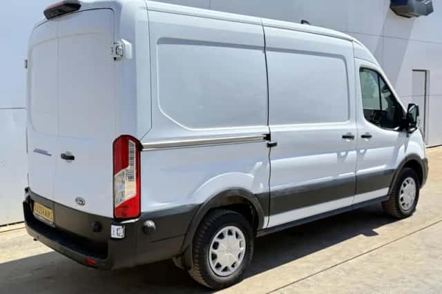 Ford E transit (2022) thumbnail 5