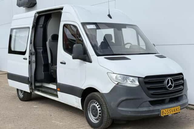 Mercedes-Benz Sprinter (2021) thumbnail 5