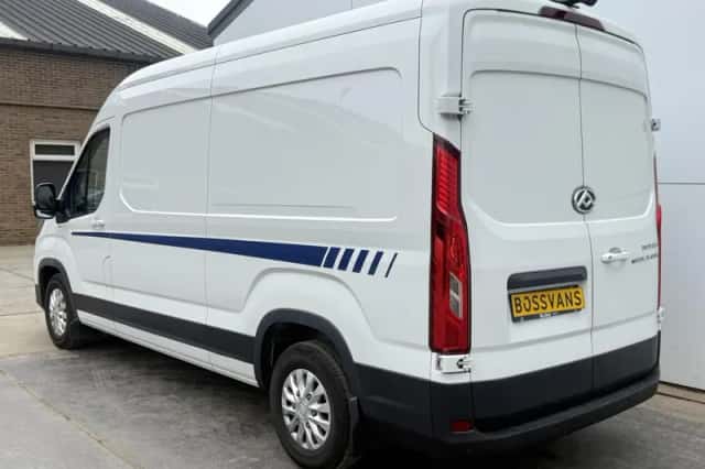 Maxus eDeliver9 (2023) thumbnail 2