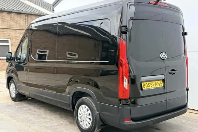 Maxus eDeliver9 (2023) thumbnail 3