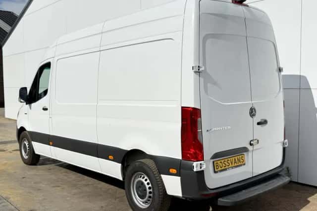 Mercedes-Benz eSprinter (2023) thumbnail 3