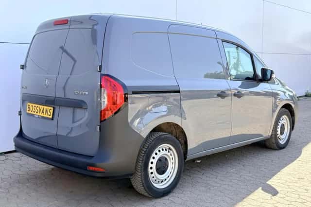 Mercedes-Benz Citan (2022) thumbnail 3