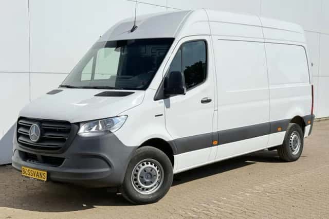 Mercedes-Benz eSprinter (2024) thumbnail 1