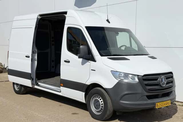 Mercedes-Benz eSprinter (2024) thumbnail 4