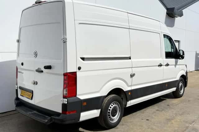 Volkswagen Crafter (2024) thumbnail 3