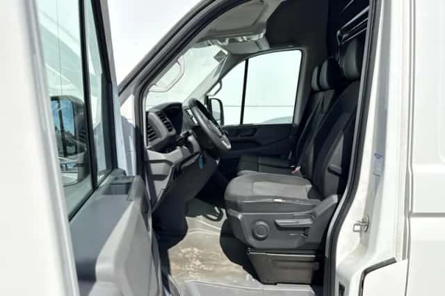 Volkswagen Crafter (2024) thumbnail 6