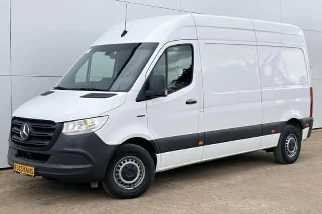 Mercedes-Benz eSprinter (2023) thumbnail 1