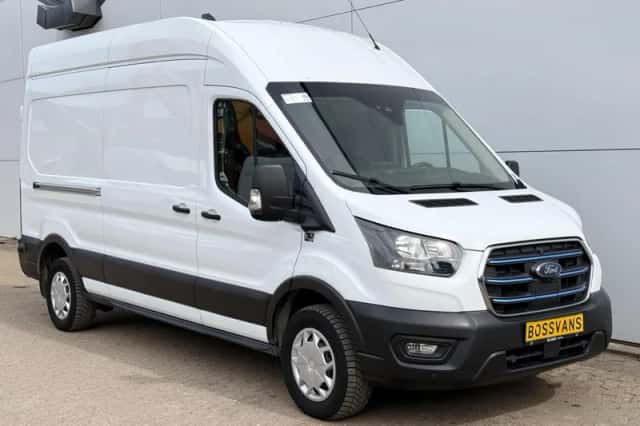 Ford E-Transit (2023) thumbnail 5