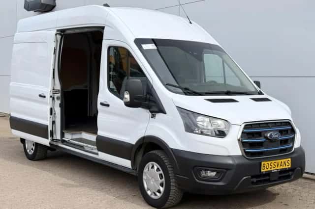 Ford E-Transit (2023) thumbnail 6