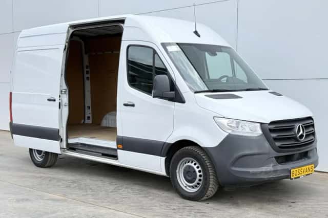 Mercedes-Benz Sprinter (2022) thumbnail 5