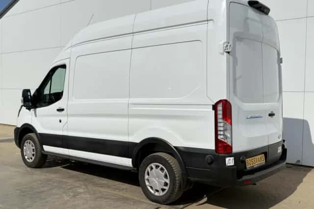 Ford E transit (2023) thumbnail 3